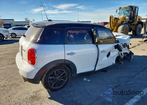 2016 Mini Cooper Countryman z USA, uszkodzony, nr VIN WMWZB3C5XGWR47853
